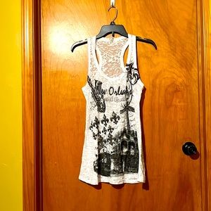 New Orleans tank. Never worn. Sz L